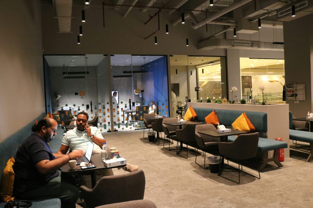 空港ラウンジの画像9